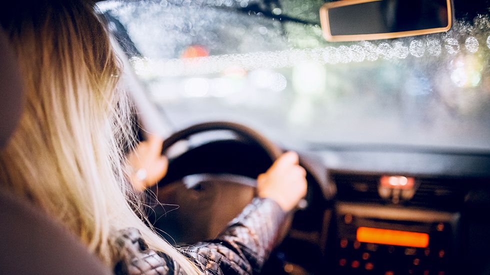 Cómo conducir y cuidar bien tu coche invierno: lo que NO debes hacer