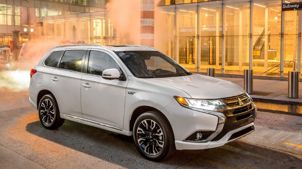 Mitsubishi Outlander PHEV: el gran SUV de bajo consumo, en 6 claves