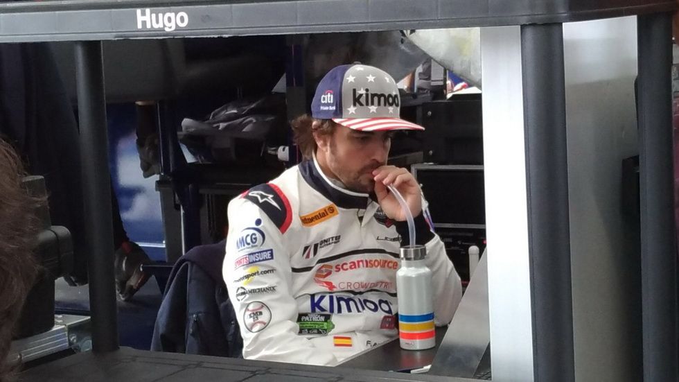 24 Horas de Daytona: Alonso preparado en su garaje