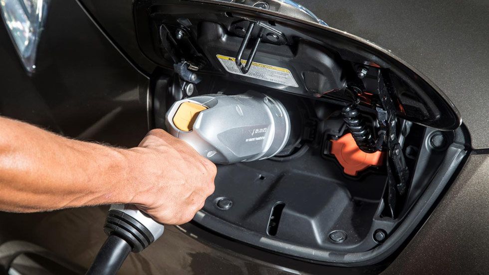 Cómo acertar en el seguro de un coche eléctrico