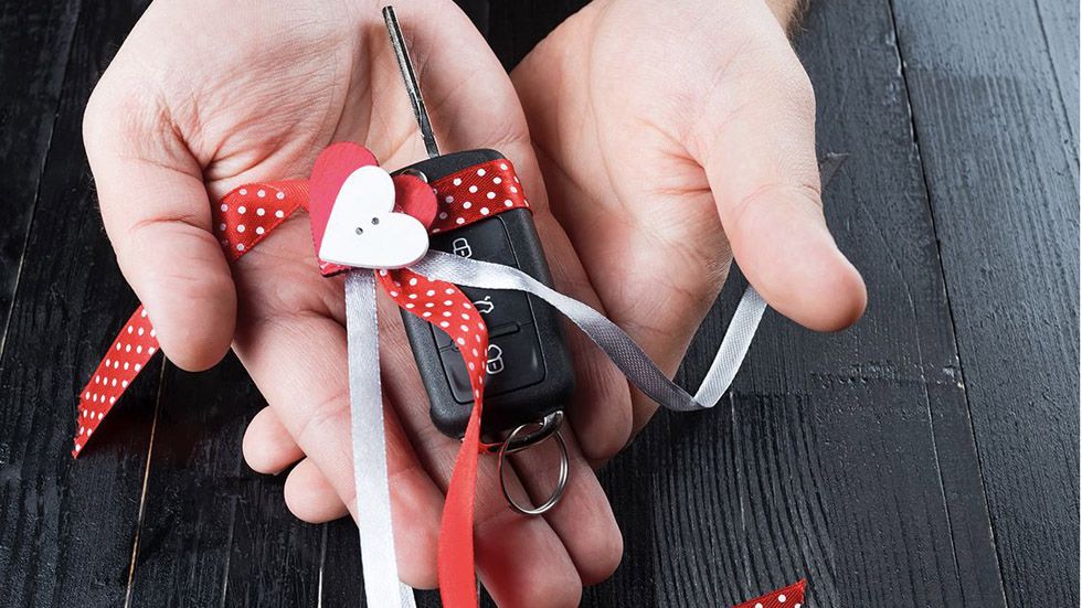 Amor sobre ruedas: los mejores regalos para San Valentín 2018