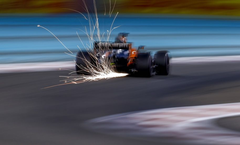 ¿Será de color naranja el nuevo MCL33?