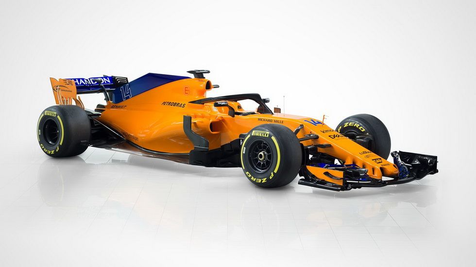 El McLaren MCL33 de Fernando Alonso, en movimiento (Vídeo)