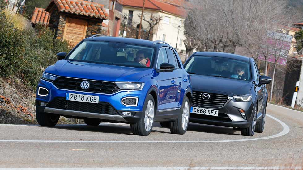 VW T-Roc vs Mazda CX-3: ¿qué SUV es mejor? Los probamos con motores de gasolina