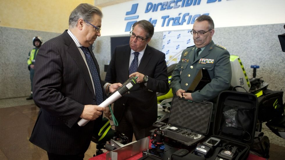 Las nuevas patrullas integrales de Tráfico, listas para multar en Semana Santa