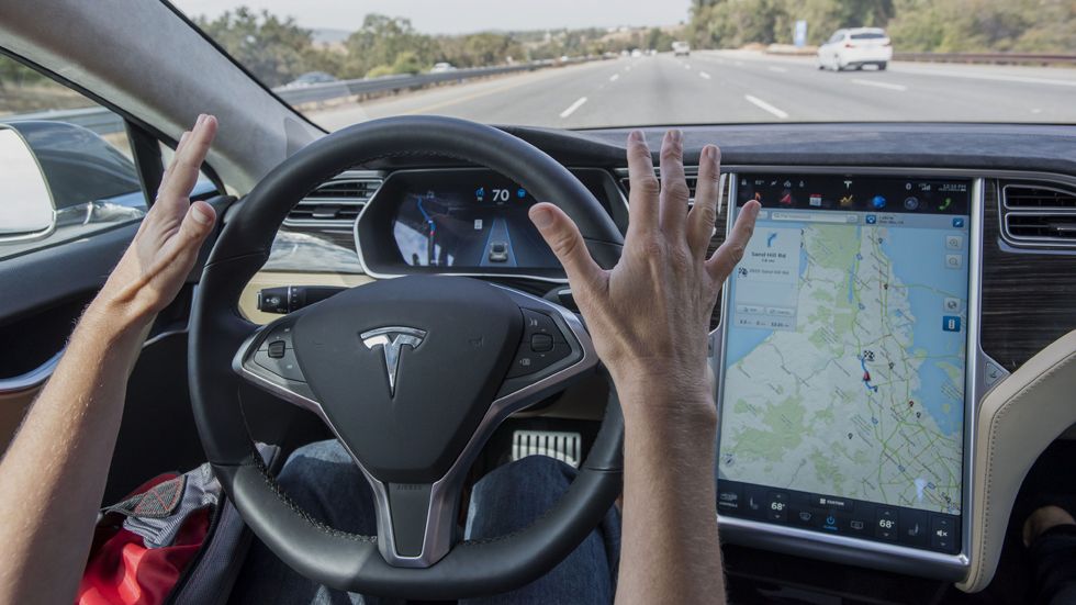 ¿Son seguros los coches autónomos? Tesla reconoce un nuevo accidente mortal