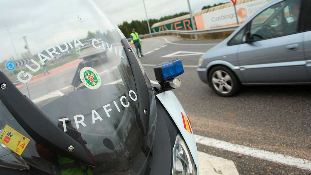 Motoristas camuflados para vigilar las carreteras
