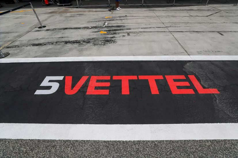 GP de Baréin de F1 (Q): flamante pole de Vettel, Hamilton cuarto