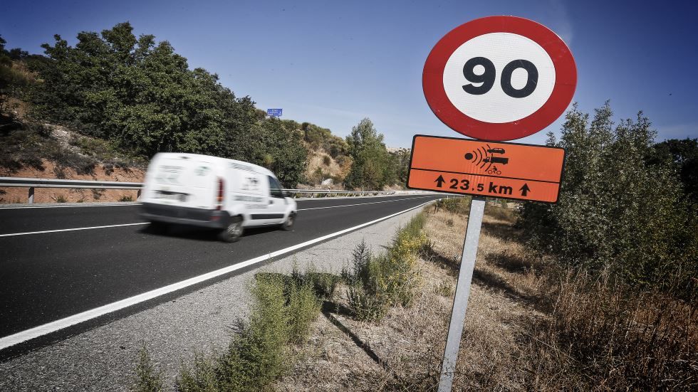 El RACE critica el nuevo límite de 90 /km/h que estudia la DGT