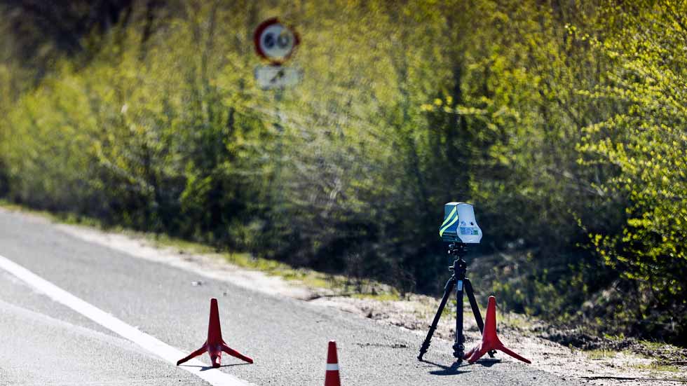 Así multan los nuevos mini-radares Velolaser: lo vivimos en primera persona