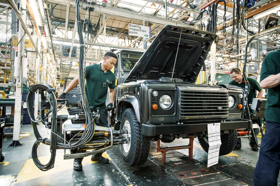 Jaguar-Land Rover recortará unos 1.000 empleos y producción por el Brexit