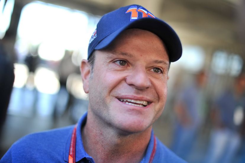 Rubens Barrichello, operado de un tumor en el cuello