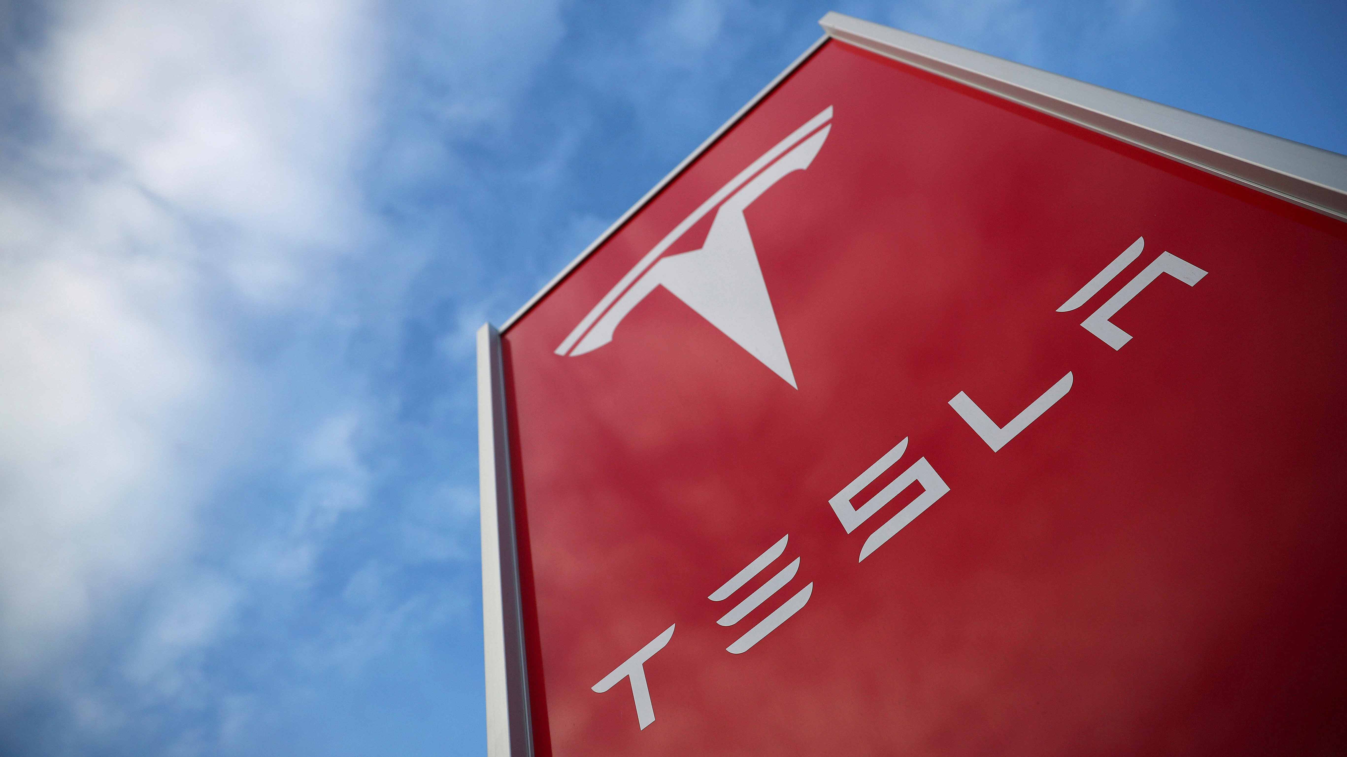 ¿Qué está pasando en Tesla? La producción del Model 3, de nuevo suspendida