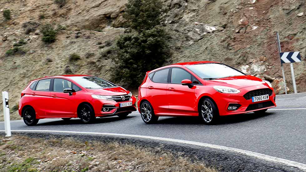 Ford Fiesta Ecoboost vs Honda Jazz i-VTEC: buscamos el mejor utilitario de gasolina