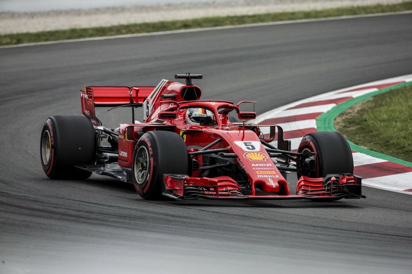 Test de Barcelona de F1: Vettel pide perdón a Pirelli