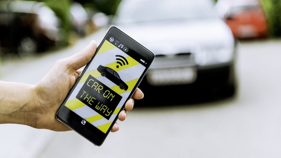 Los españoles ya compran coches por Whatsapp