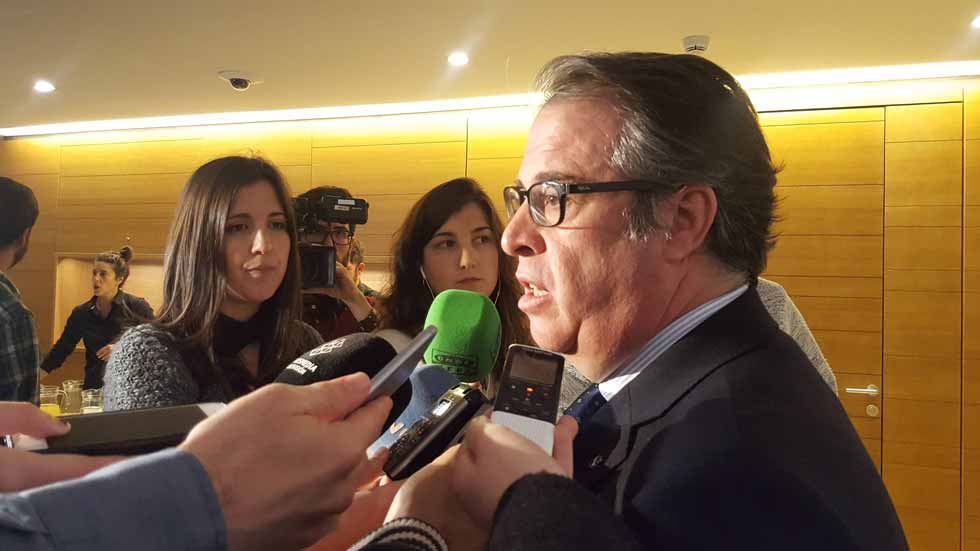 Gregorio Serrano tendrá que dejar la DGT y de momento no hay sustituto