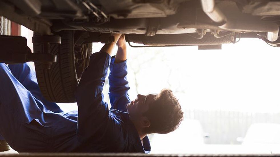 Los talleres ilegales de coches generan al sector pérdidas de 3.500 millones de euros