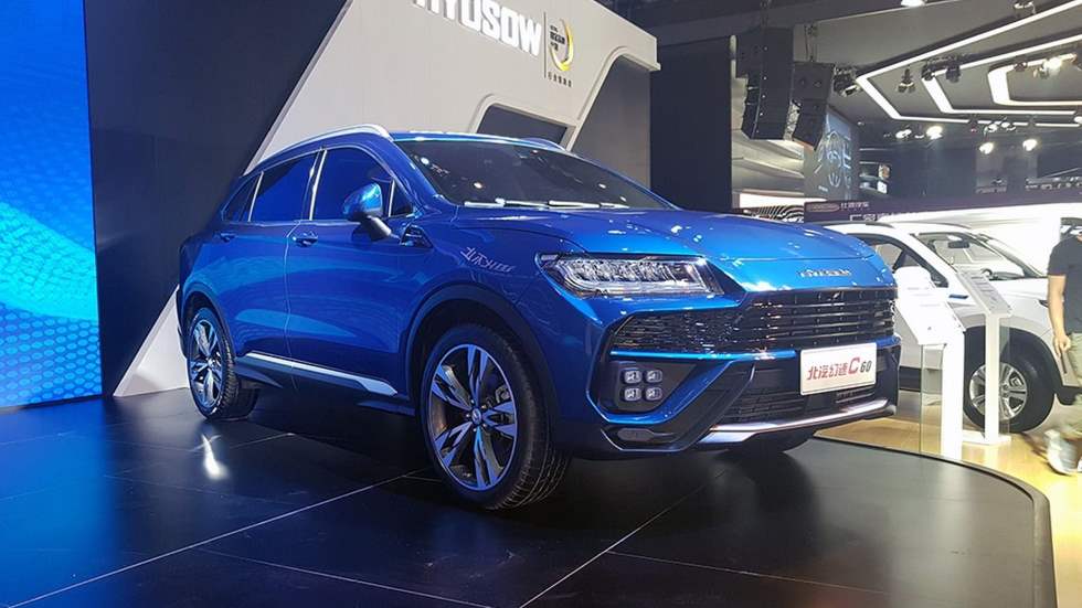 Huansu Hyosow C60: datos y fotos de la copia china del Lamborghini Urus