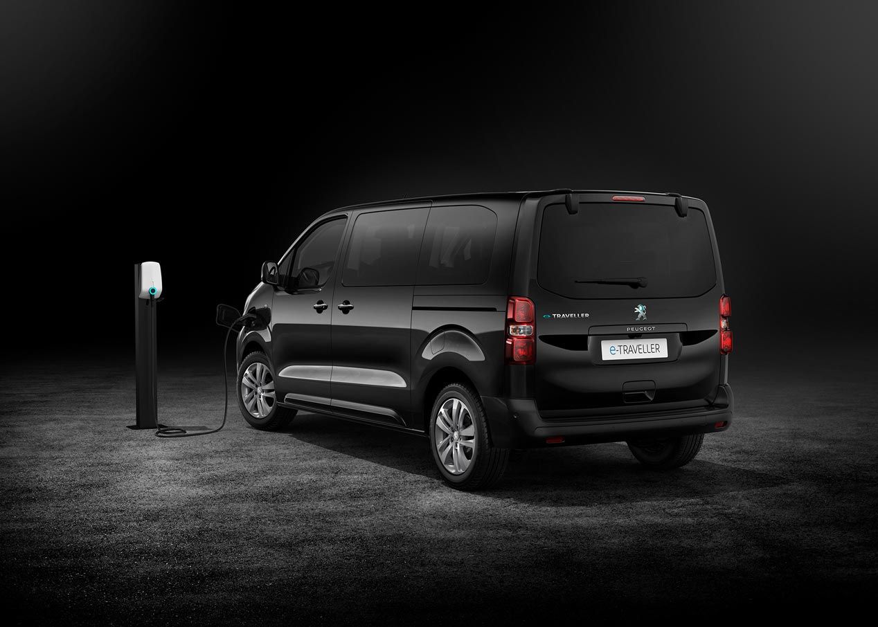 La nueva furgoneta eléctrica de Peugeot, el e-Traveller