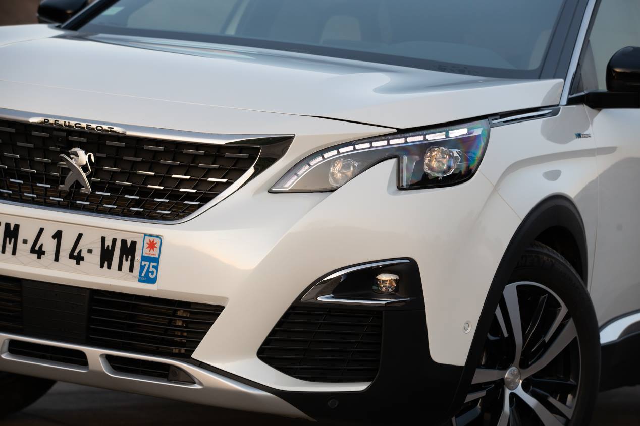 Los Peugeot 3008 Hybrid/Hybrid 4, ya a la venta en España
