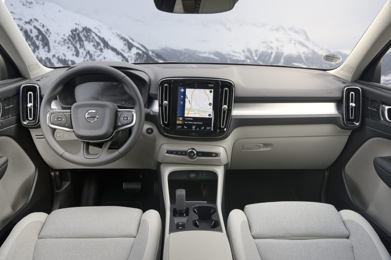 Volvo XC40, Mercedes GLA, BMW X1 y Range Rover Evoque: así son sus nuevos híbridos enchufables