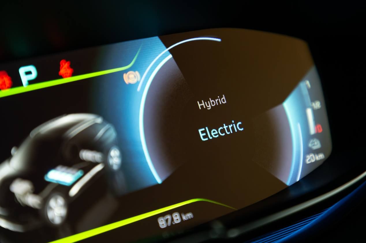 Los Peugeot 3008 Hybrid/Hybrid 4, ya a la venta en España