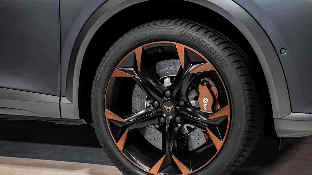 Cupra Formentor: Así es la versión definitiva del SUV coupé de Cupra, con versiones de gasolina e híbrida enchufable