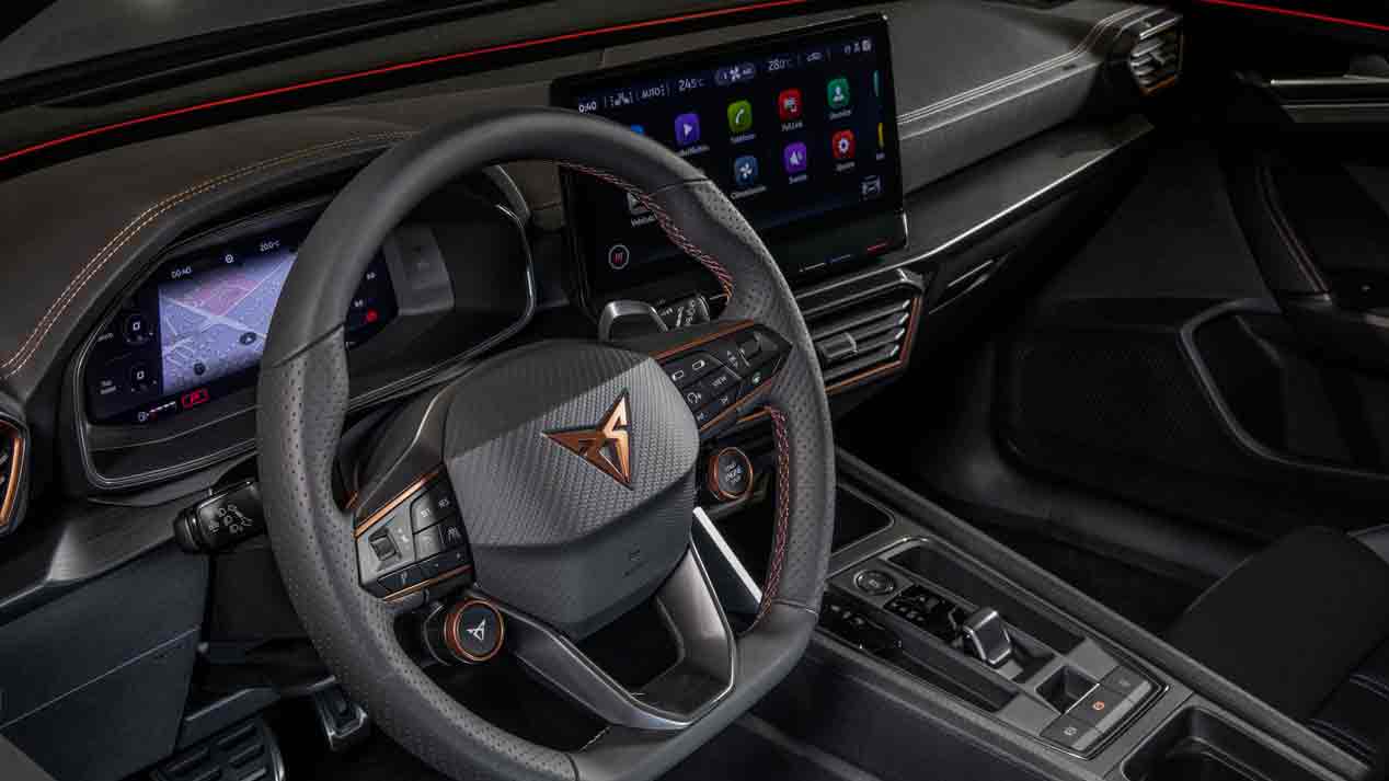 Cupra Formentor: Así es la versión definitiva del SUV coupé de Cupra, con versiones de gasolina e híbrida enchufable