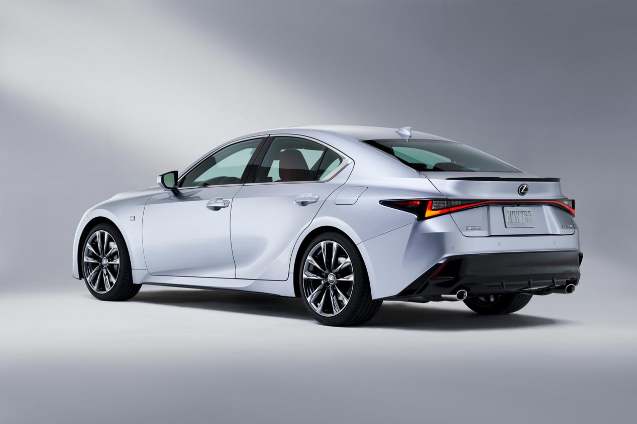 Así es el renovado Lexus IS 2020