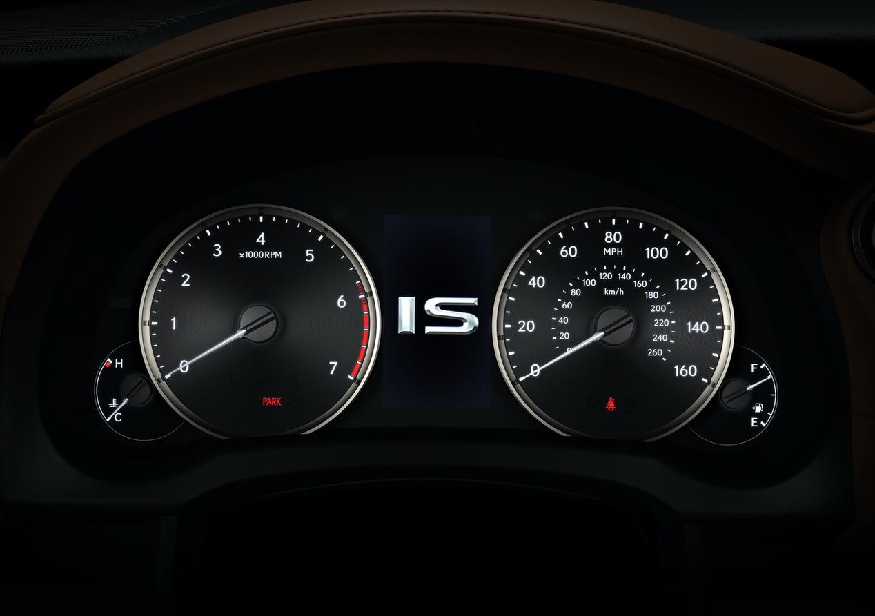 Así es el renovado Lexus IS 2020