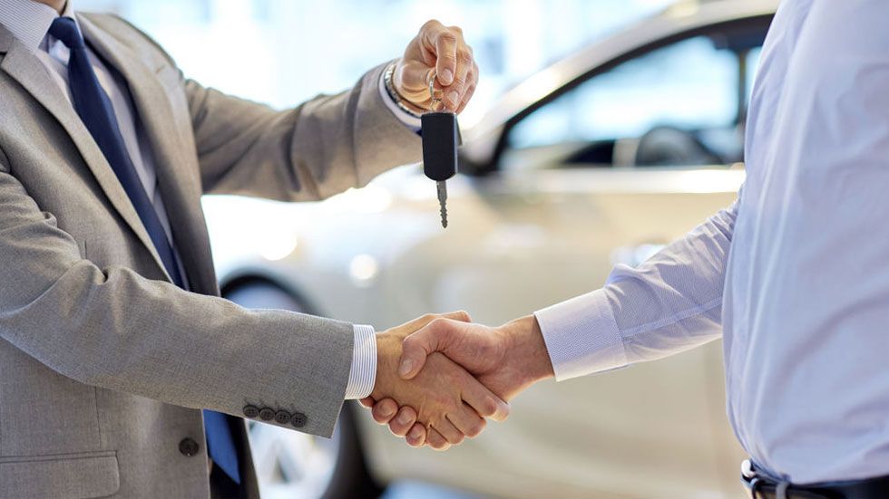 Las nuevas ayudas a la compra, ¿provocan ya subidas de precios en los coches?