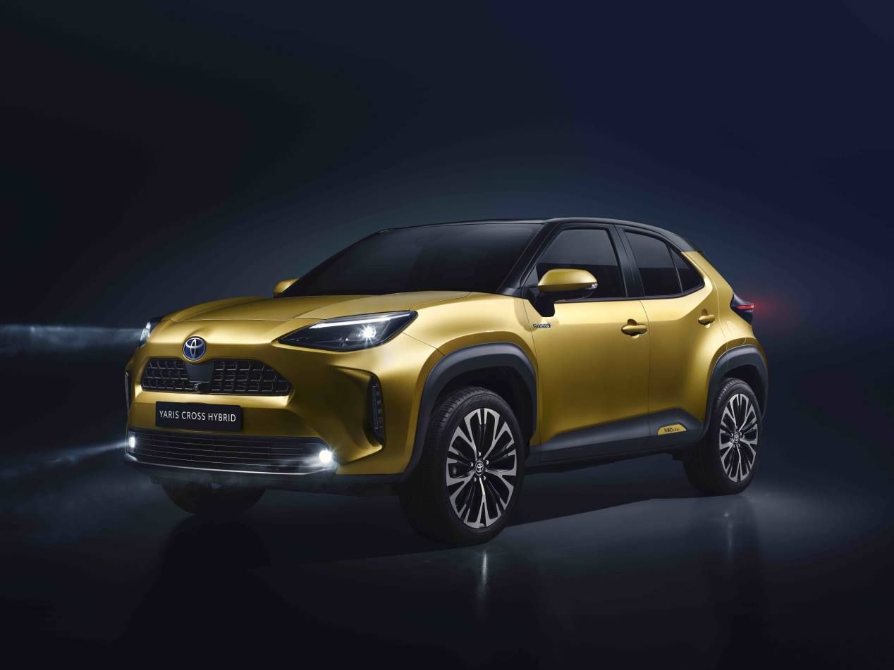 Renault Captur E-Tech vs Toyota Yaris Cross Hybrid: así son los nuevos híbridos
