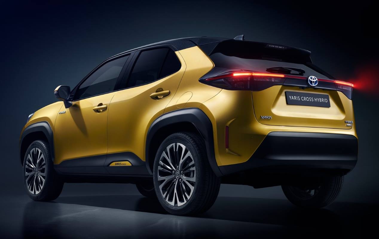 Renault Captur E-Tech vs Toyota Yaris Cross Hybrid: así son los nuevos híbridos