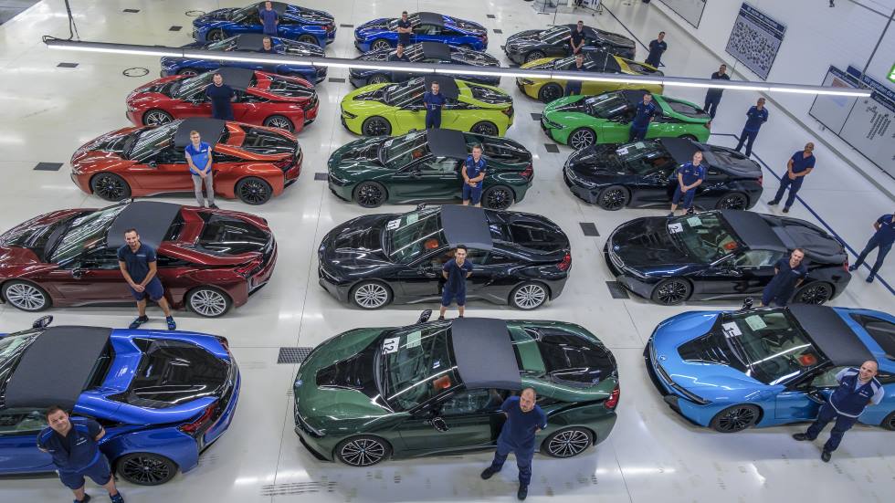 Los últimos BMW i8 salen ya de fábrica: así son los deportivos
