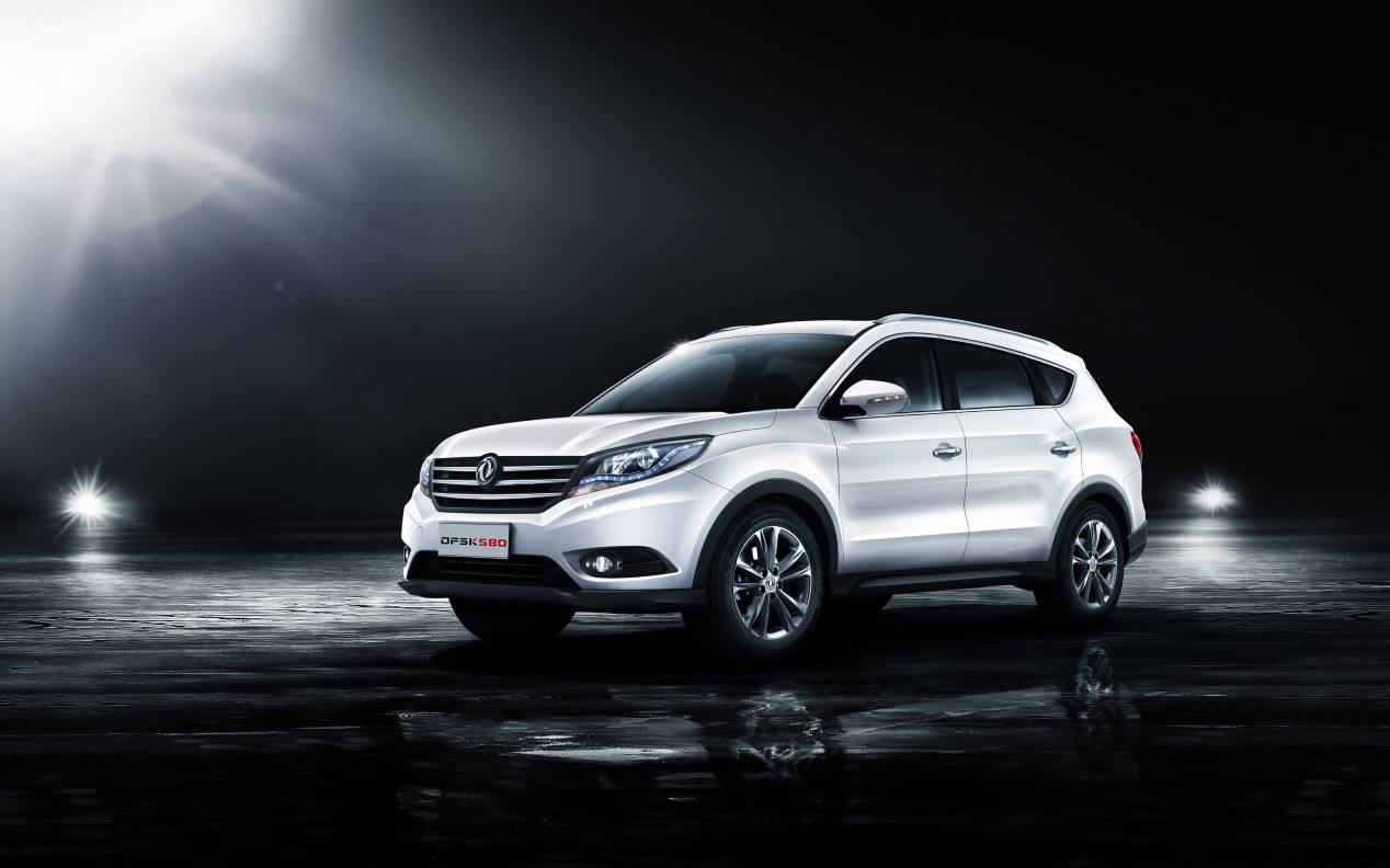 DSFK 580 Luxury: un SUV de 7 plazas a un precio muy competitivo