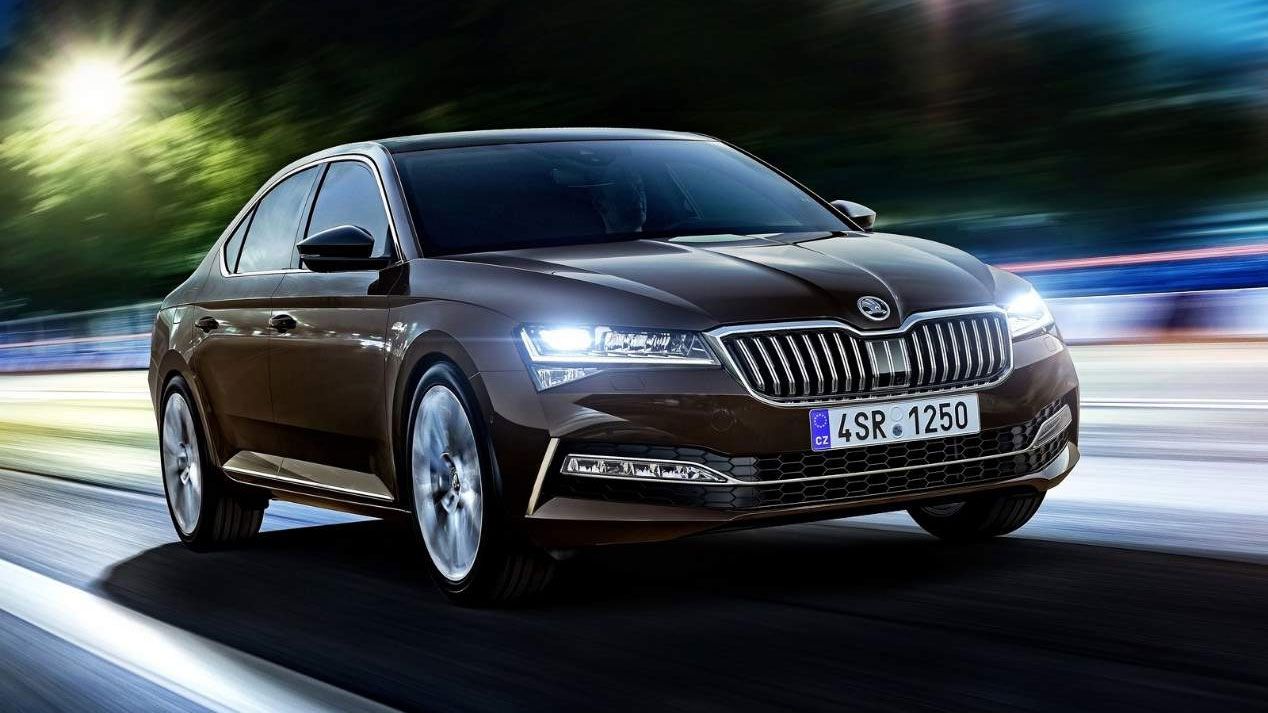 Skoda Karoq, Kodiaq y Superb, las fotos de su nueva tecnología