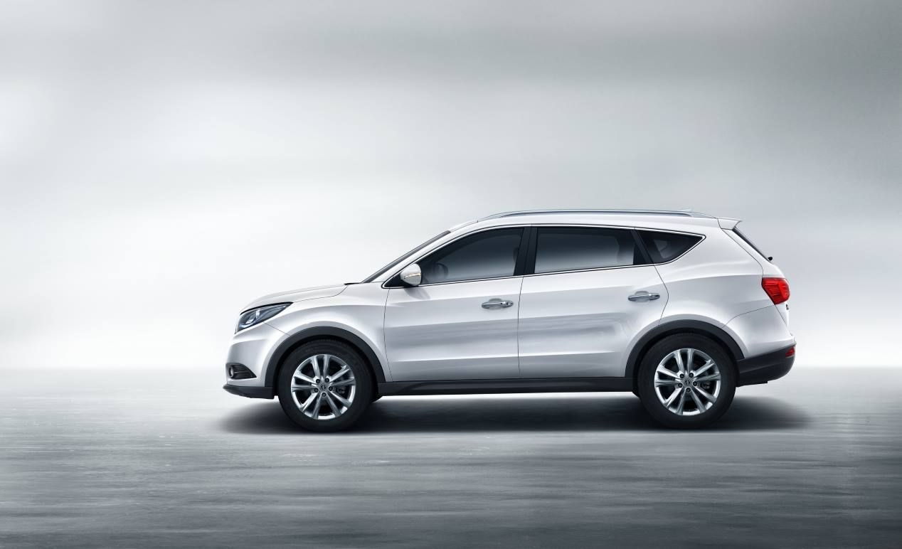 DSFK 580 Luxury: un SUV de 7 plazas a un precio muy competitivo