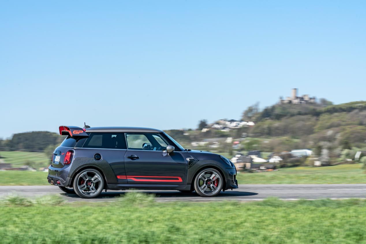 Mini John Cooper Works GP 2020, rodando en el Infierno Verde