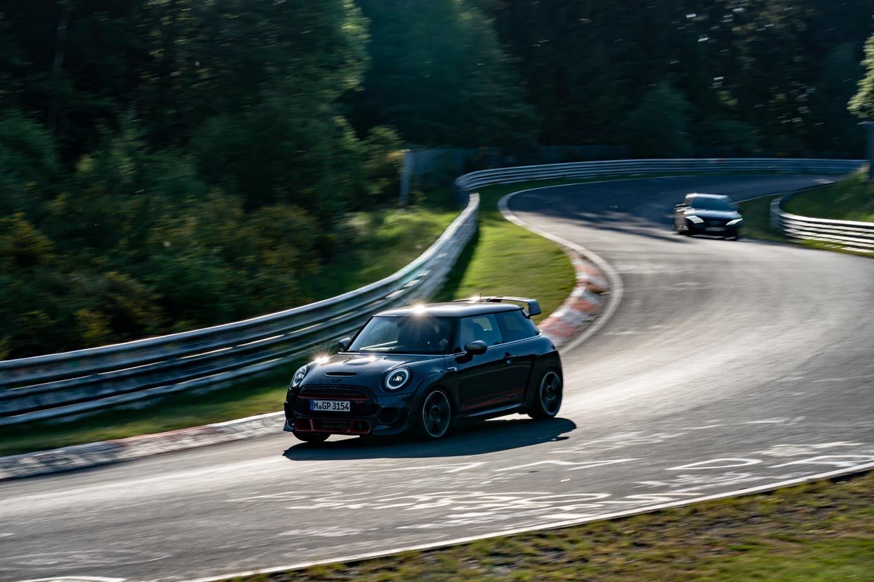 Mini John Cooper Works GP 2020, rodando en el Infierno Verde