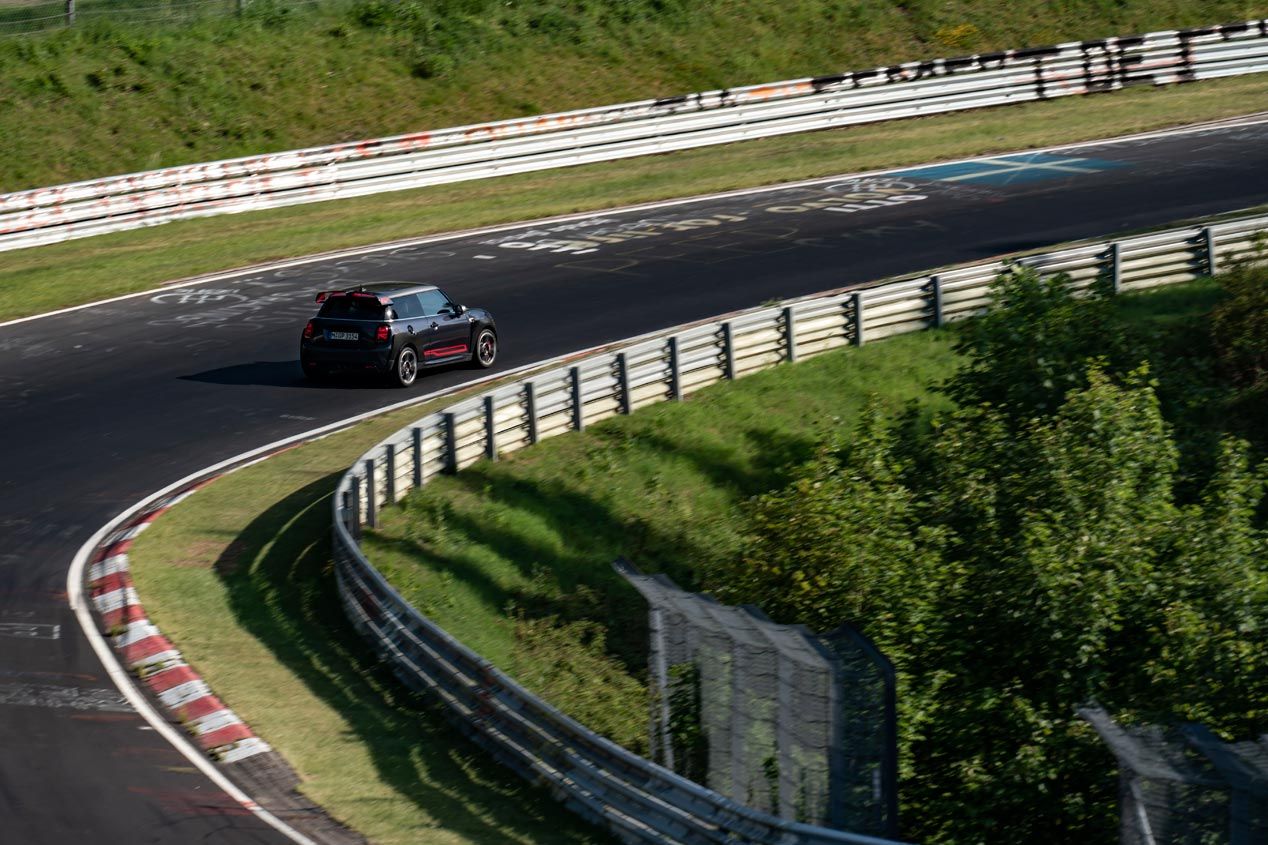 Mini John Cooper Works GP 2020, rodando en el Infierno Verde