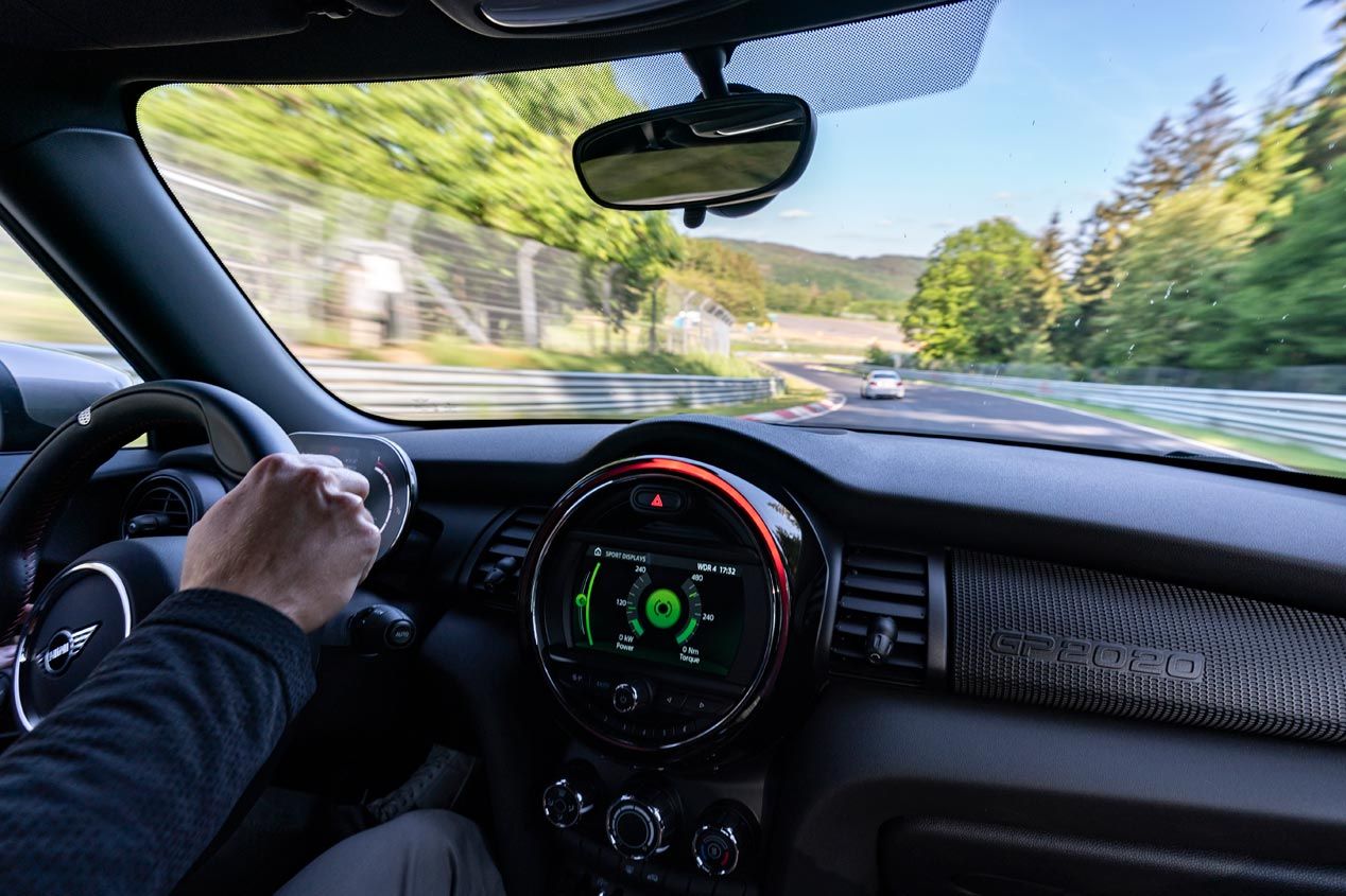 Mini John Cooper Works GP 2020, rodando en el Infierno Verde