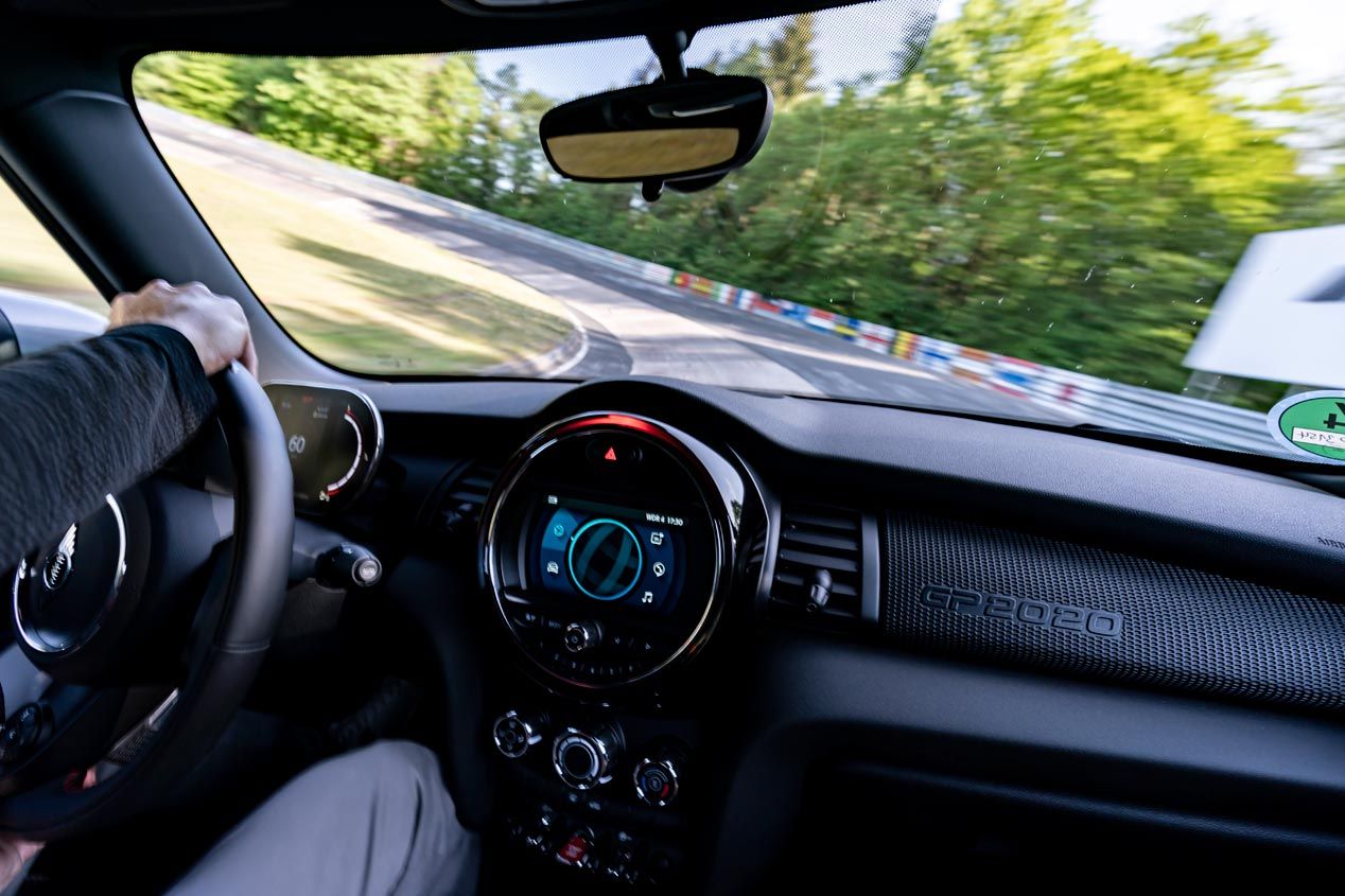 Mini John Cooper Works GP 2020, rodando en el Infierno Verde