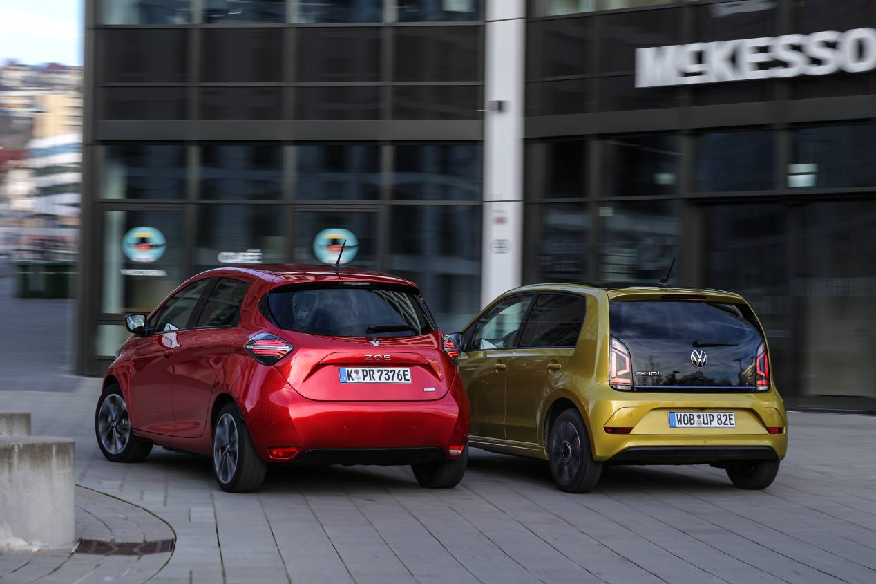 VW e-up! vs Renault Zoe: dos versátiles eléctricos, frente a frente