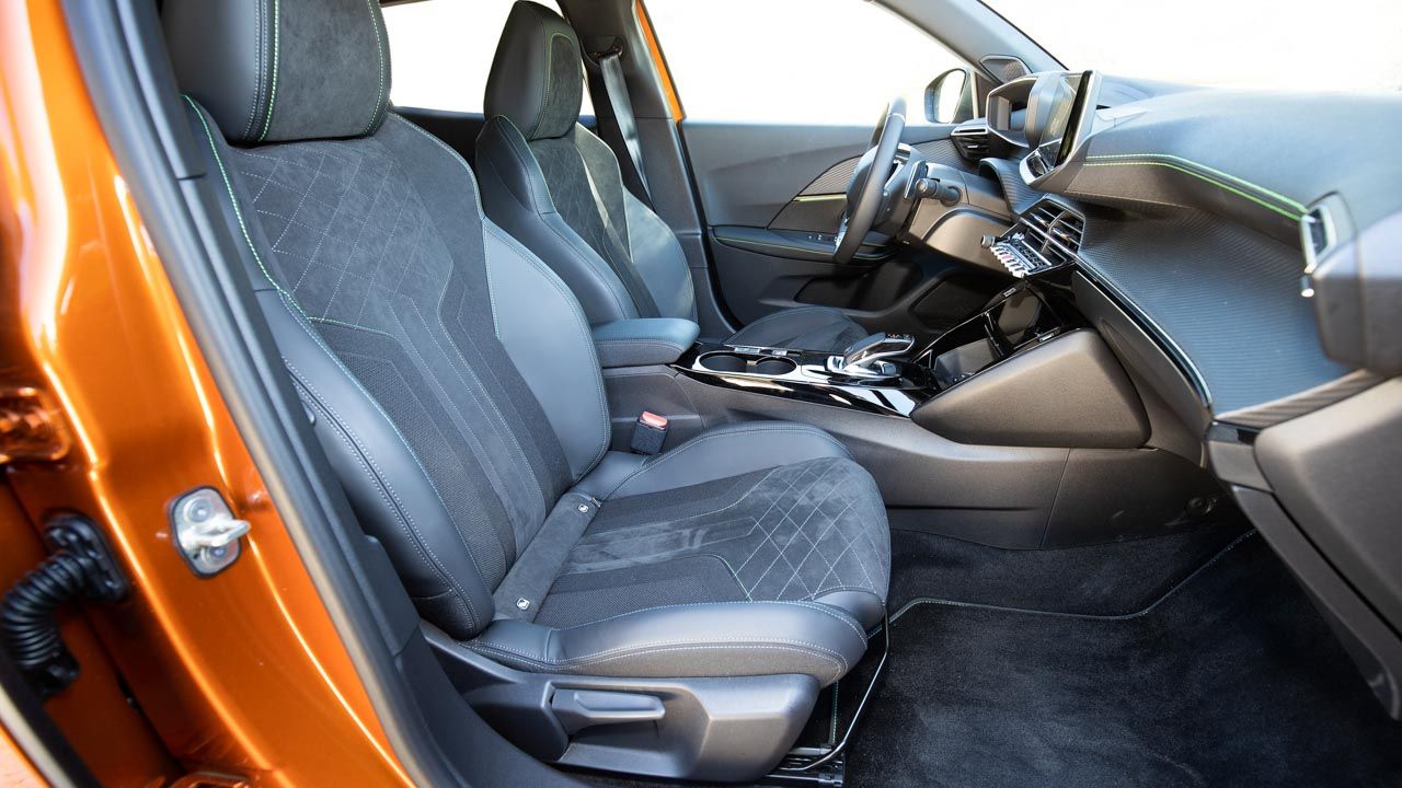 Citroën C4 & Peugeot 2008: tan iguales como diferentes