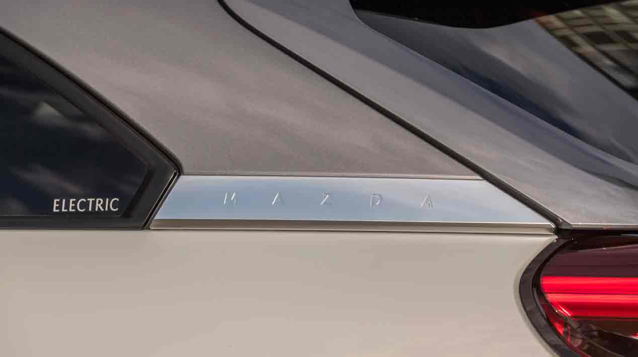 Mazda MX-30. Conducimos el SUV coupé eléctrico de Mazda