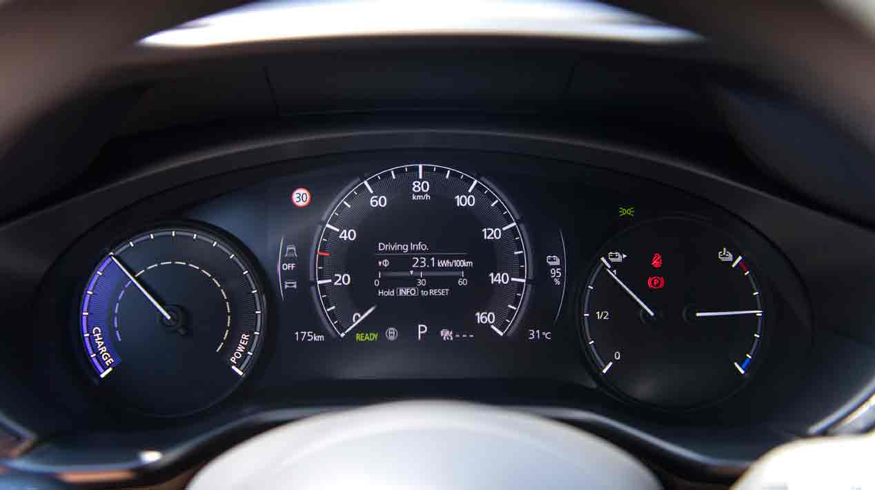 Mazda MX-30. Conducimos el SUV coupé eléctrico de Mazda