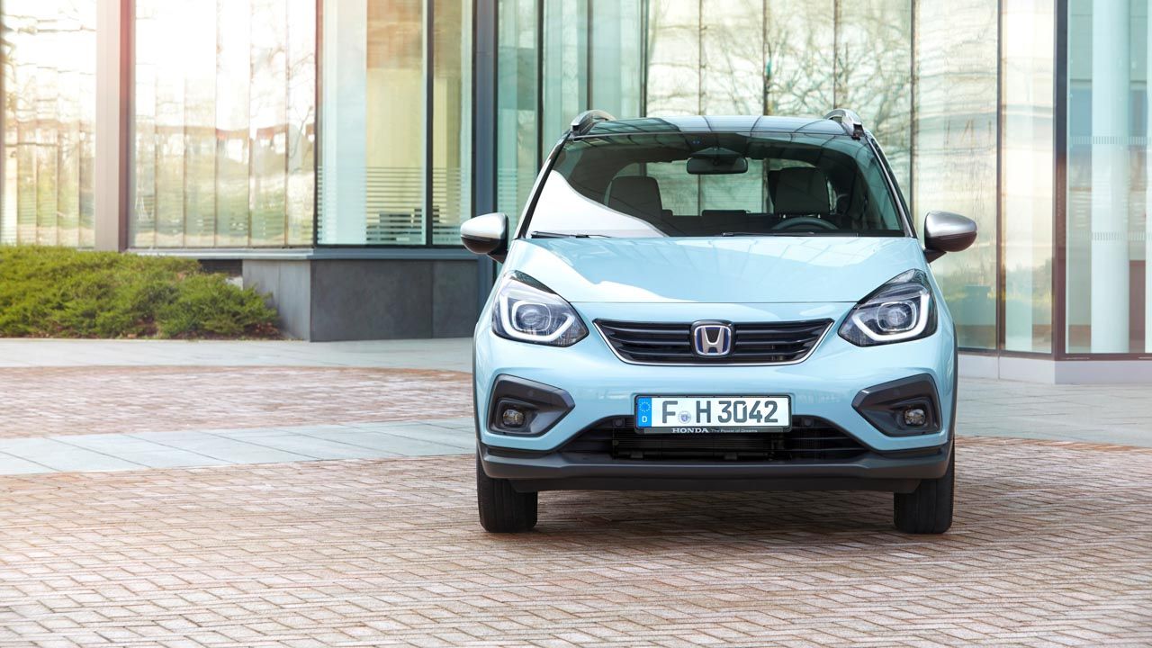 Conducimos el Honda Jazz e:HEV 2020: así va, sus datos y sus precios