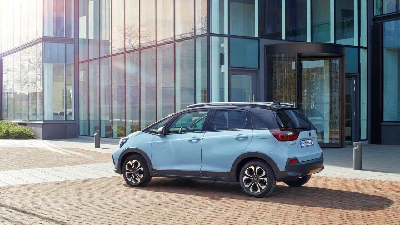 Conducimos el Honda Jazz e:HEV 2020: así va, sus datos y sus precios