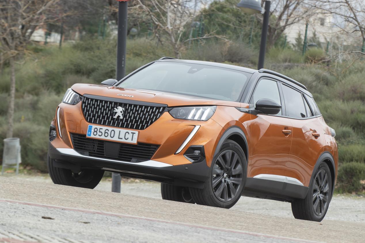 Comparativa: Skoda Kamiq 1.5 TSI/150 vs Peugeot 2008 PureTech/155